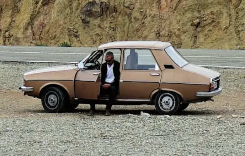 Renault-12-exposition-Mohamed-El-Khatib-Mucem