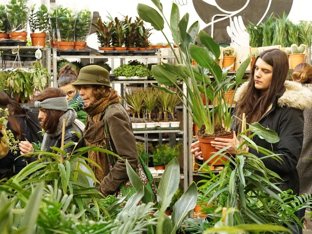 grande-vente-ephemere-de-plantes-a-marseille